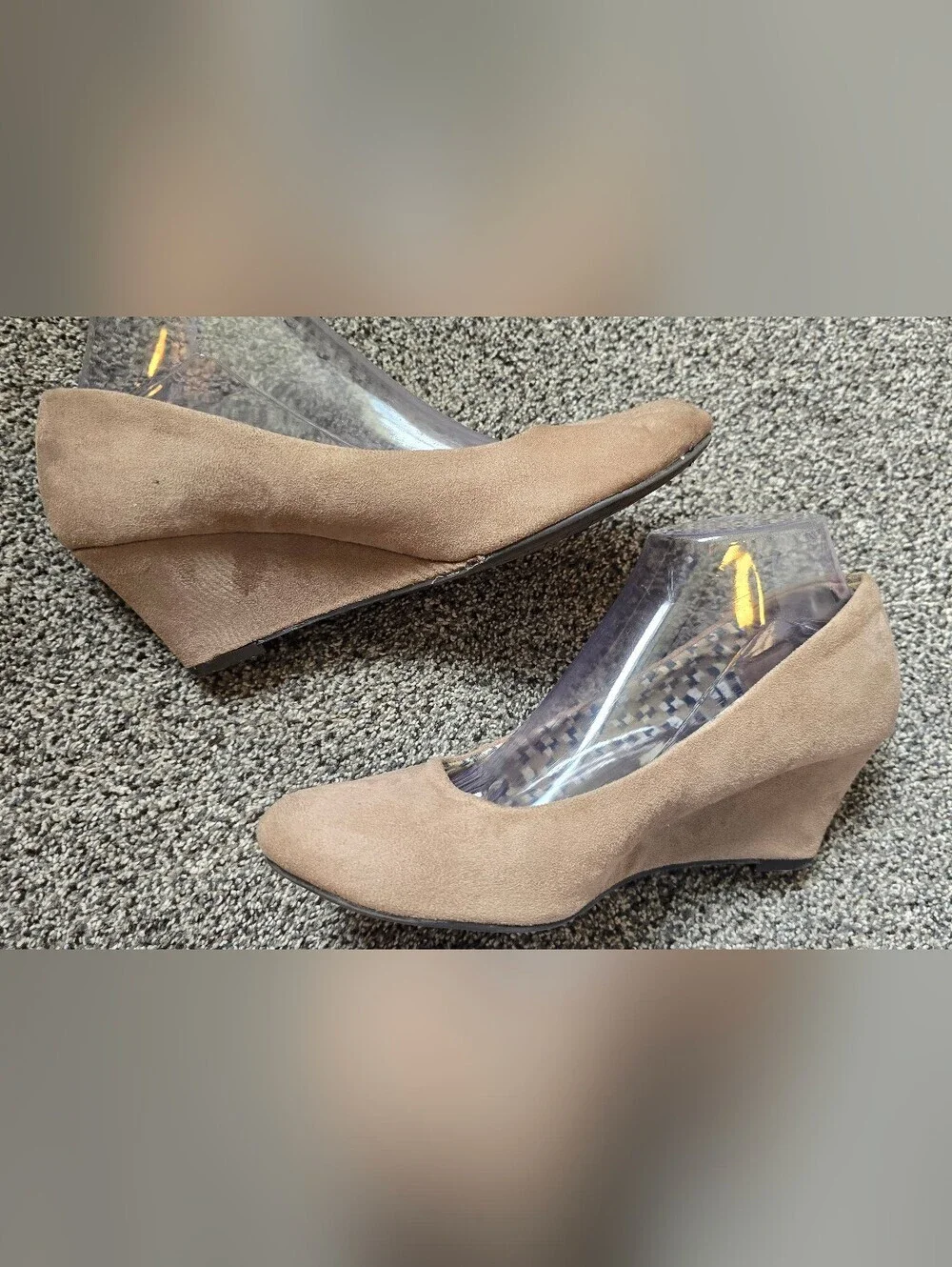 Dexflex Comfort Faux-Suede Closed-Toe Wedge Pumps Womens Size 9